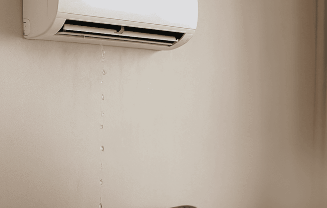 AC meneteskan air dalam rumah? Ini penyebab dan solusinya!